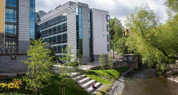 Elvebakken ligger fint ved Akerselva Elvebakken ligger fint ved Akerselva