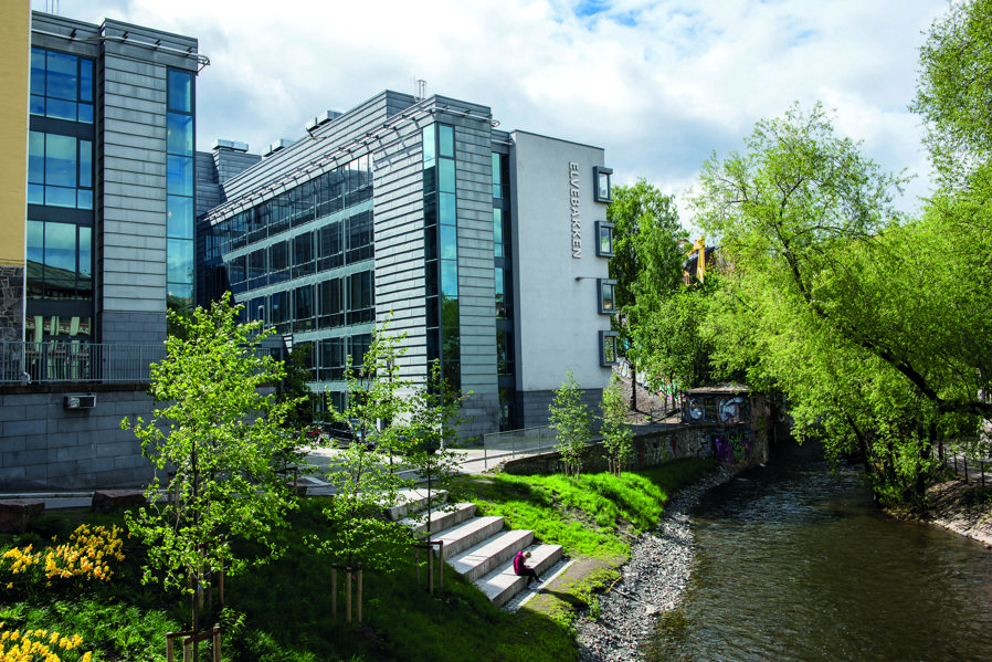 Elvebakken ligger fint til ved Akerselva