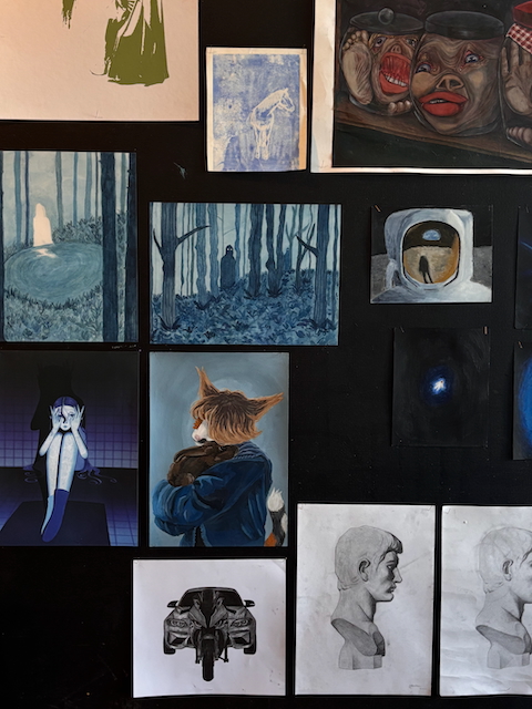 En collage av bilder av en katt og en person