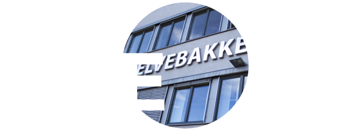 Elvebakkenlogo med Elvebakkentekst